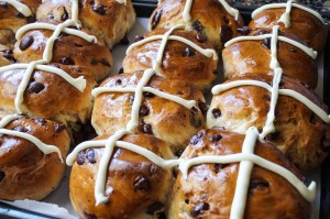 Hot_Cross_Buns_Surface_Technology